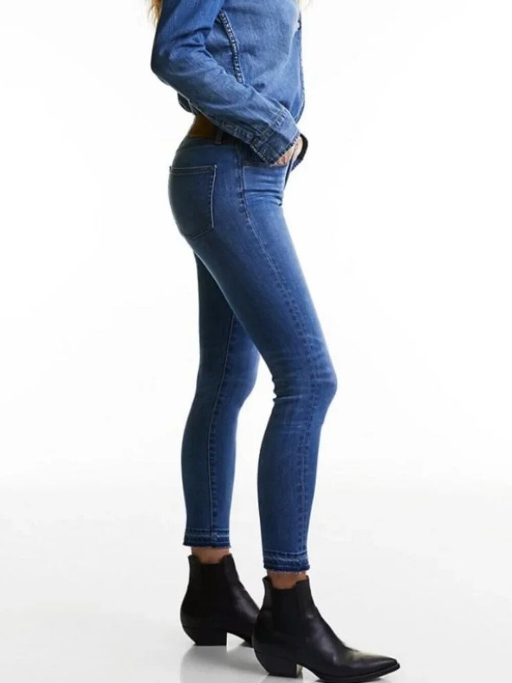 Denim Forum The Nico Mid Rise Skinny Crop size 26W NWT